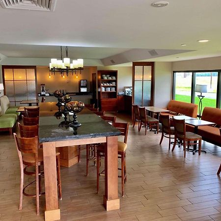 Country Inn & Suites By Radisson, Sandusky South, Oh Milan Exteriér fotografie